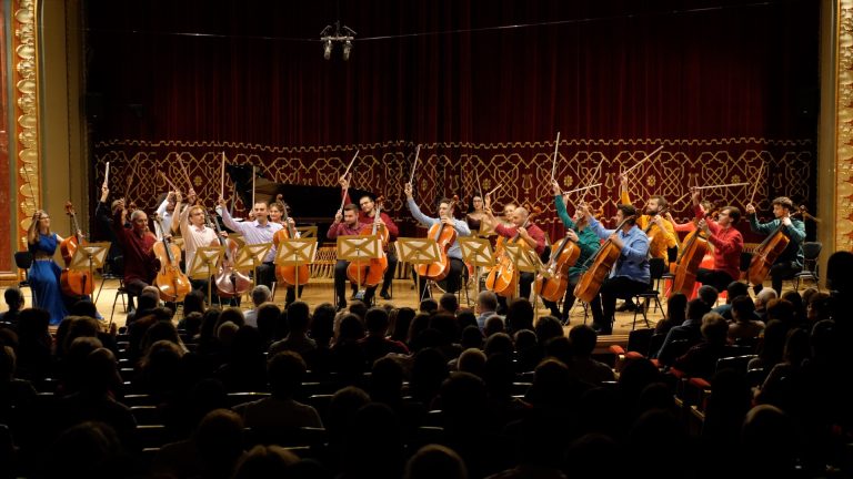 Turneul Național Violoncellissimo – Clasic la puterea a treia 2023 deschide seria concertelor de la Ateneul Român